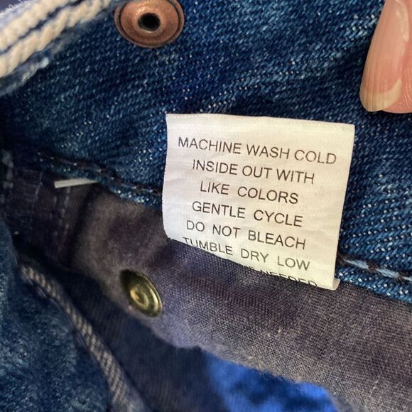 Love Fire Distressed Embellished Raw Hem Shorts Size 00 New With Tags - Picture 11 of 11